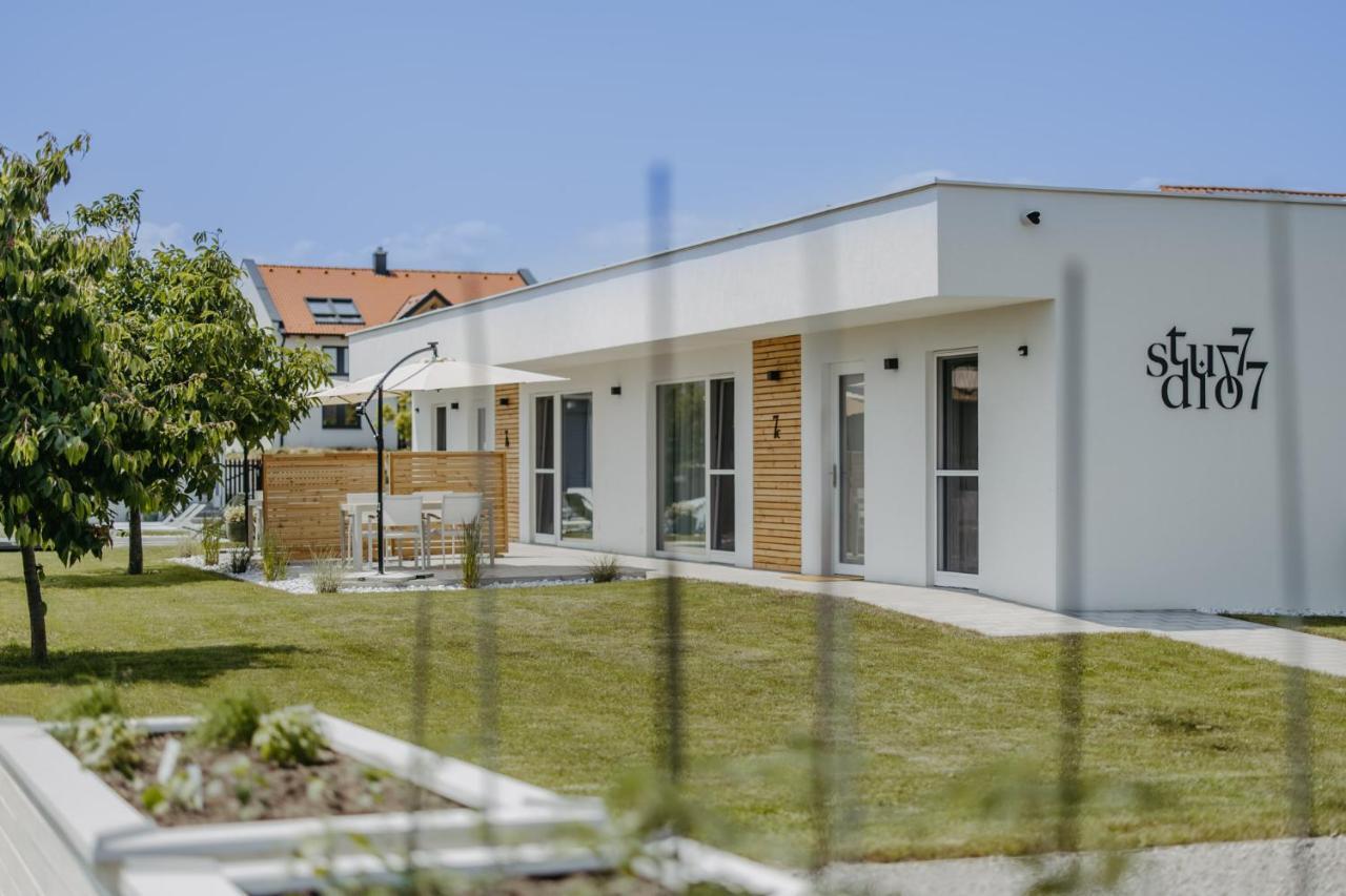 Studio 777 Apartments Ілльміц Екстер'єр фото